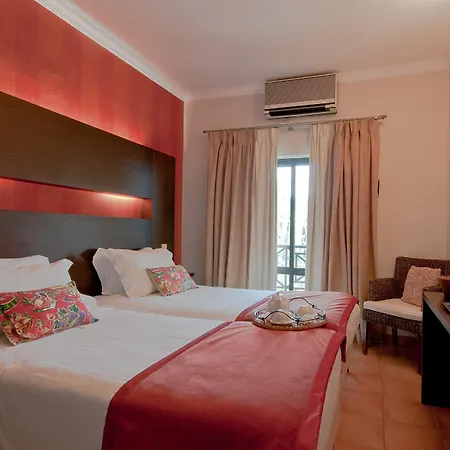 巴赫克拉兰热拉斯酒店 3* 维拉摩拉