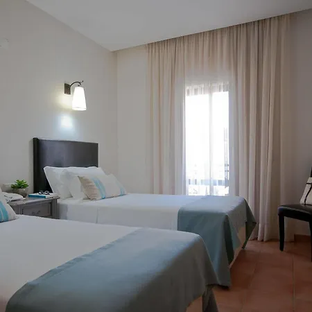 Parque Laranjeiras ホテル 3*